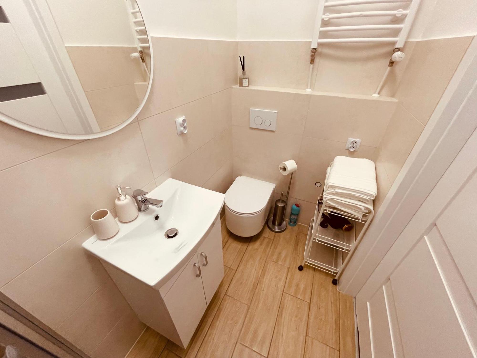 Apartament Kobiela Ktw Center *
